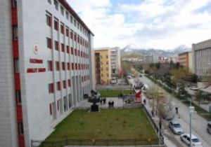 Erzurum da Hakim intihar etti